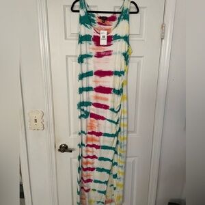 Jessica Simpson New Colorful Slimming Dress